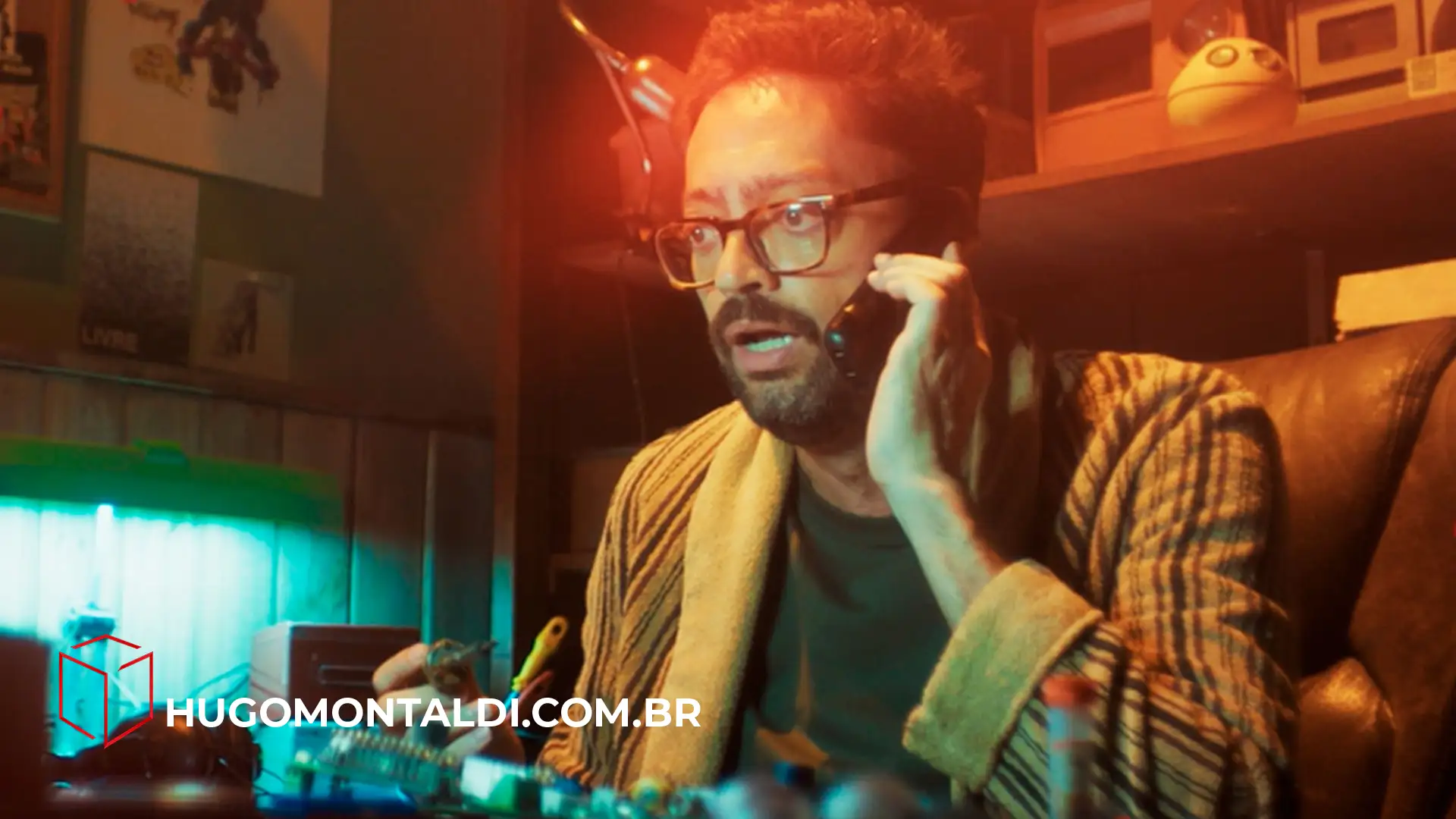 Cansei de Ser Nerd Entrega Boa Homenagem, mas Hesita em Todo o seu Potencial